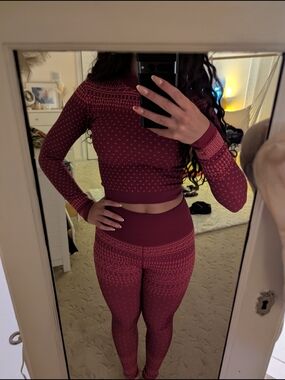 Fabletics Seamless Maroon Active Set  Long Sleeve Crop Top & High-Waist Leggings